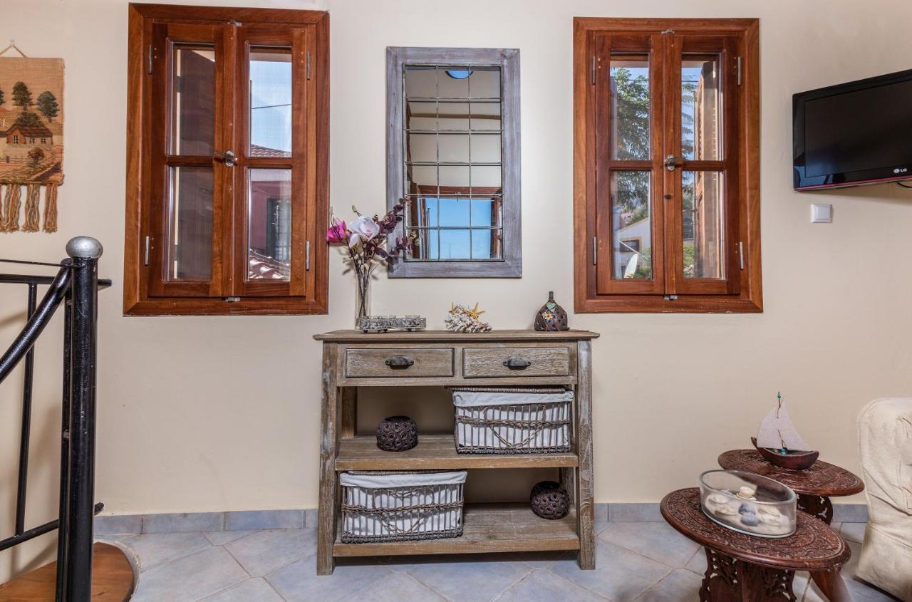 Coralli House Chalki Town Exterior photo